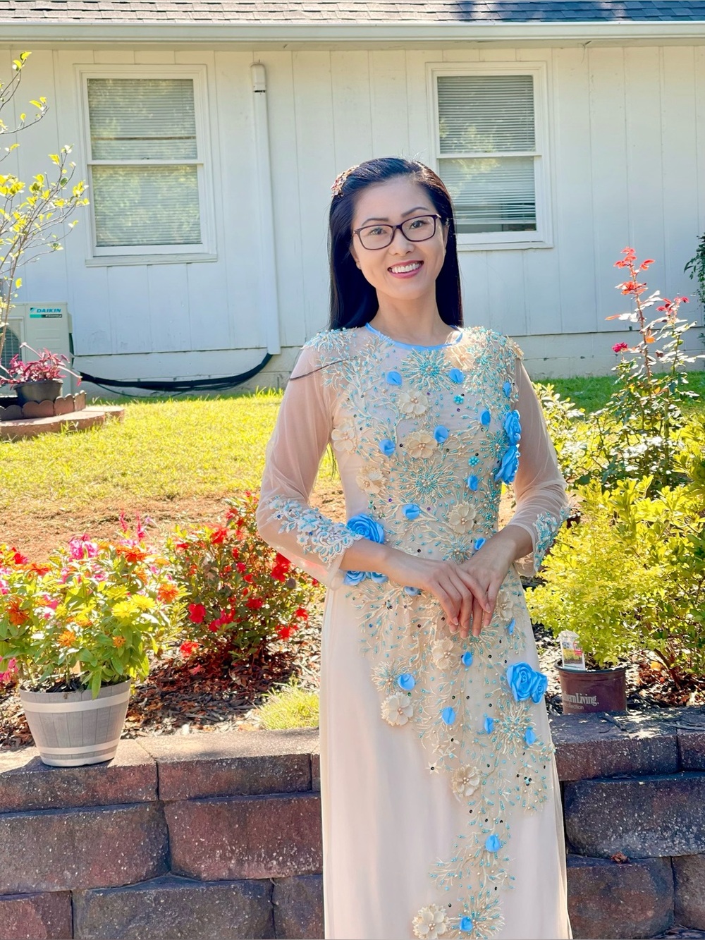 ao dai size m 2 cream chiffon 6 ta Vietnamese women’s traditional long dress set